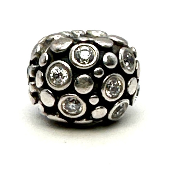 Pandora Bracelet with 3 Charms - Picture 8 of 10